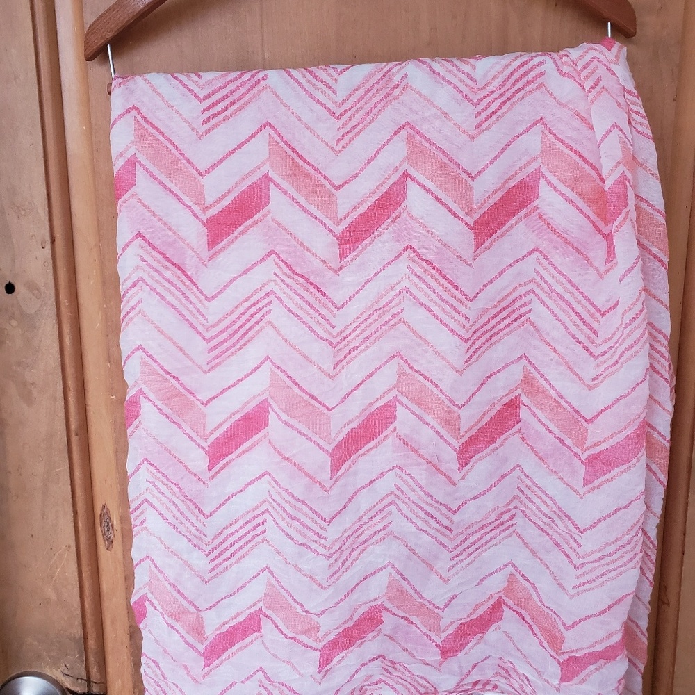 Adorable pink scarf